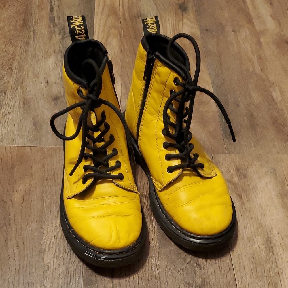 Dr. Martens Kids Yellow Boots